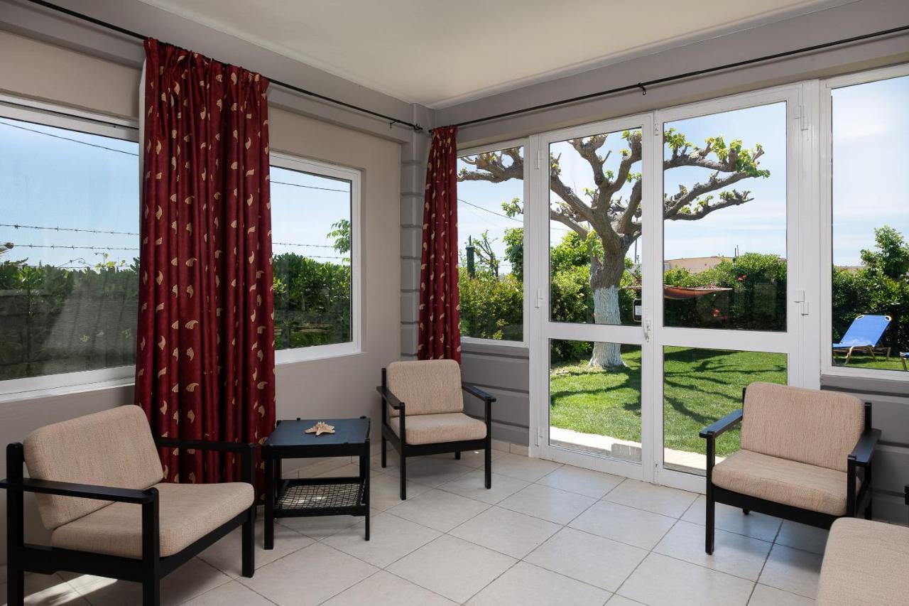 Petrakis Afrathias Garden House Vila Kalamaki  Exterior foto
