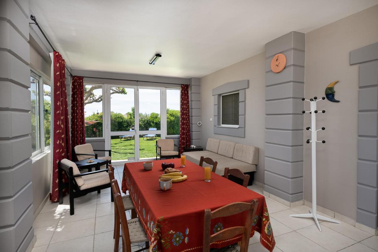 Petrakis Afrathias Garden House Vila Kalamaki  Exterior foto