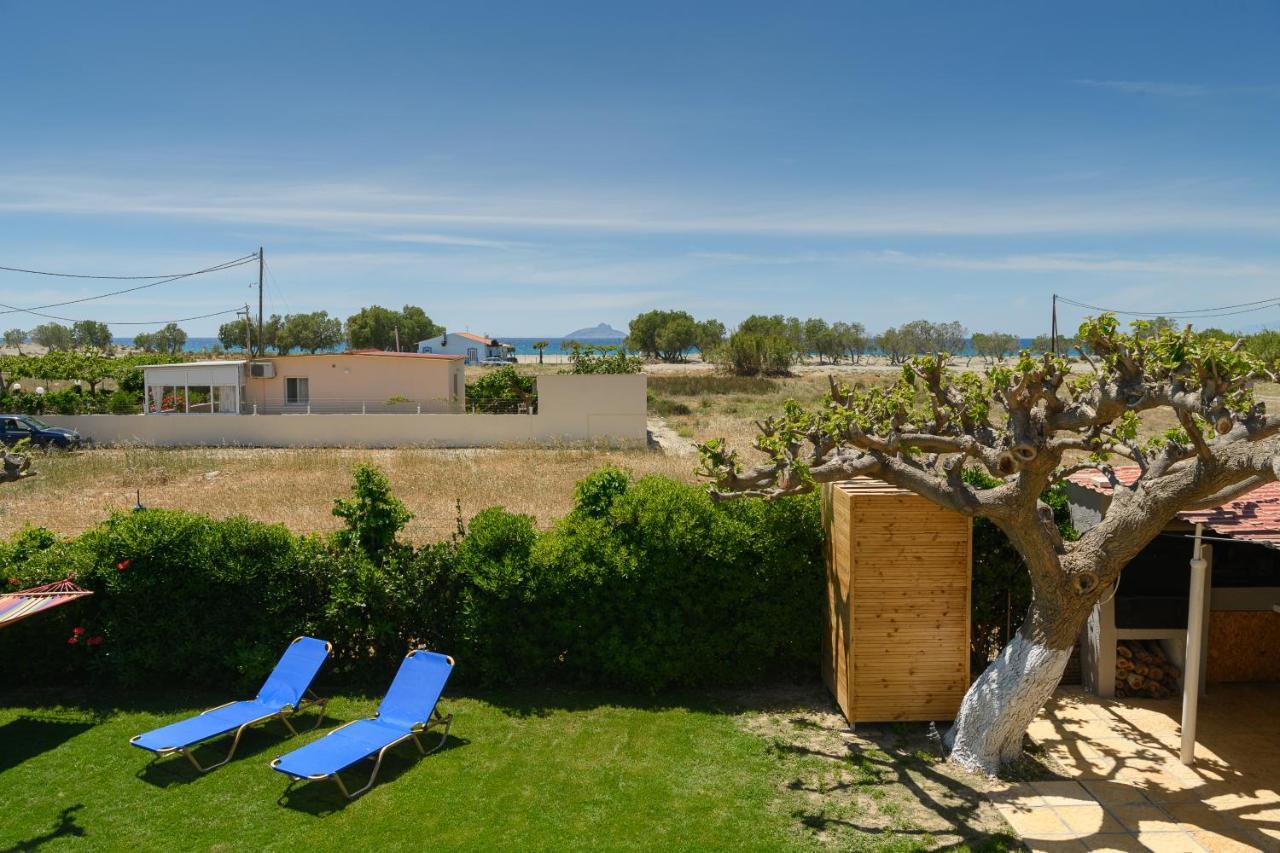 Petrakis Afrathias Garden House Vila Kalamaki  Exterior foto