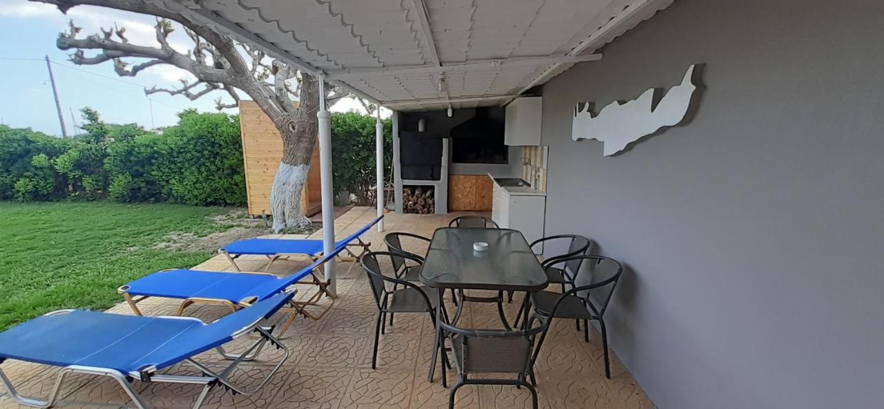 Petrakis Afrathias Garden House Vila Kalamaki  Exterior foto