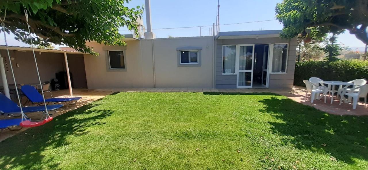 Petrakis Afrathias Garden House Vila Kalamaki  Exterior foto